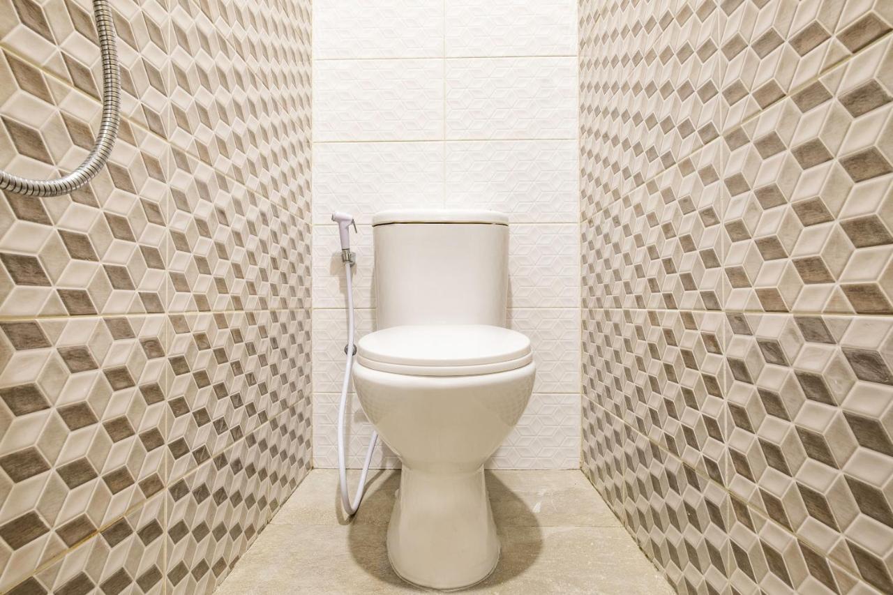 קארוואנג Oyo Life 2673 Rosewood Residence מראה חיצוני תמונה