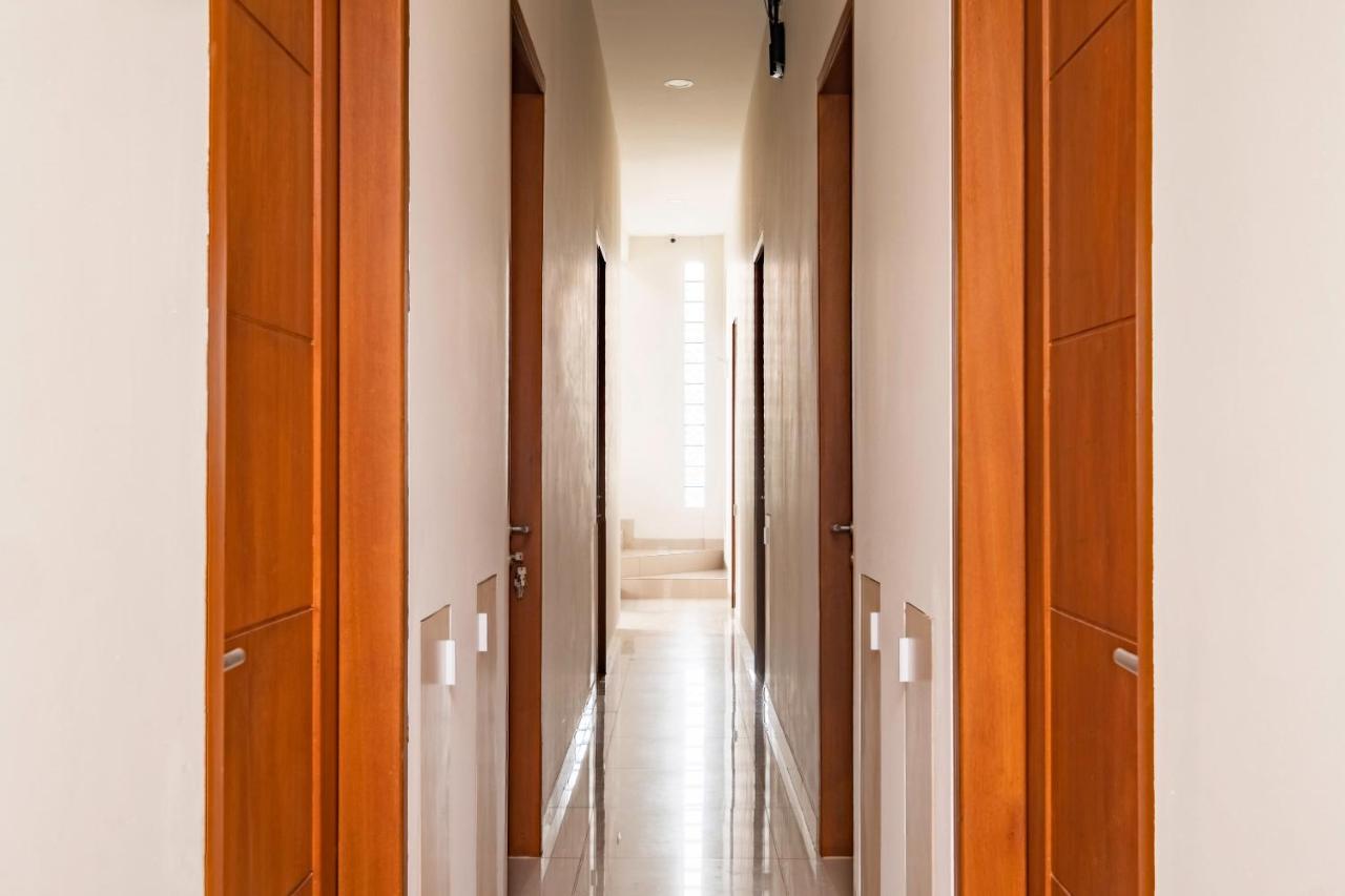 קארוואנג Oyo Life 2673 Rosewood Residence מראה חיצוני תמונה