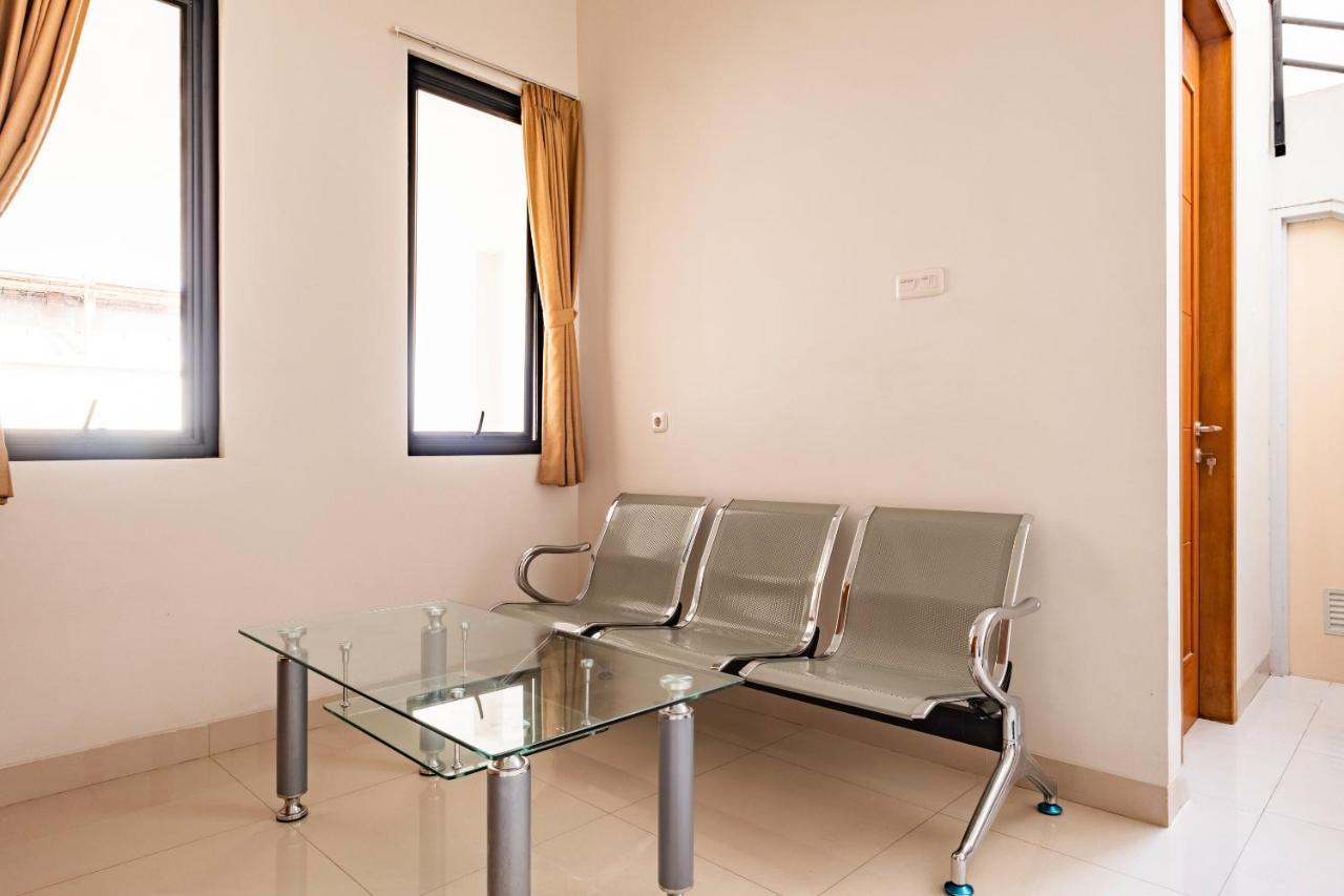 קארוואנג Oyo Life 2673 Rosewood Residence מראה חיצוני תמונה