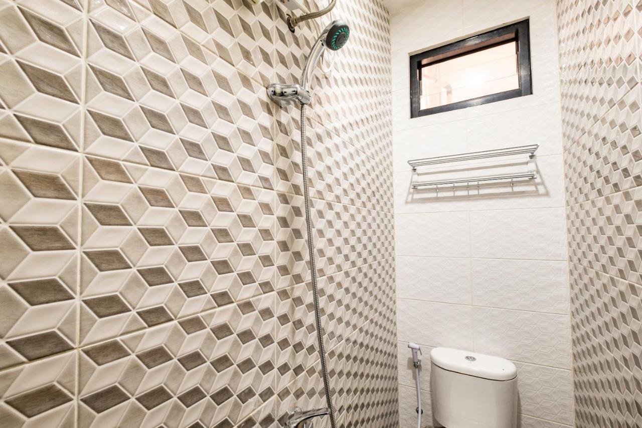 קארוואנג Oyo Life 2673 Rosewood Residence מראה חיצוני תמונה